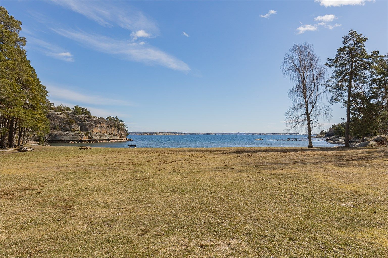 Kort gangavstand til Skjellvika badestrand