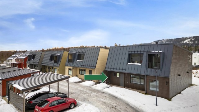 Leiligheten har tilgang til en egen bod på ca. 4 kvm i felles frittstående bodanlegg.