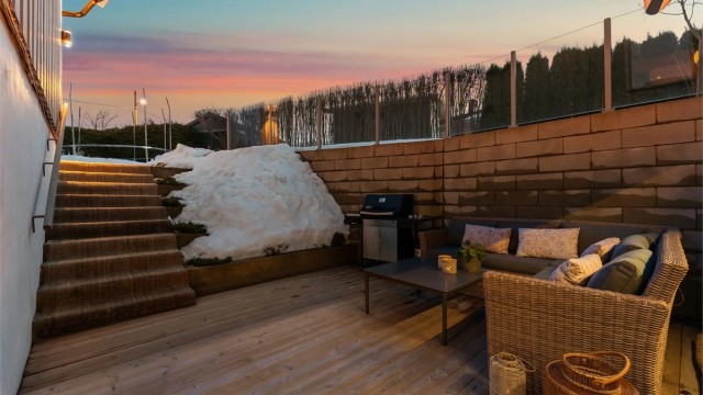 Hybelen har egen uteplass på 17 kvm