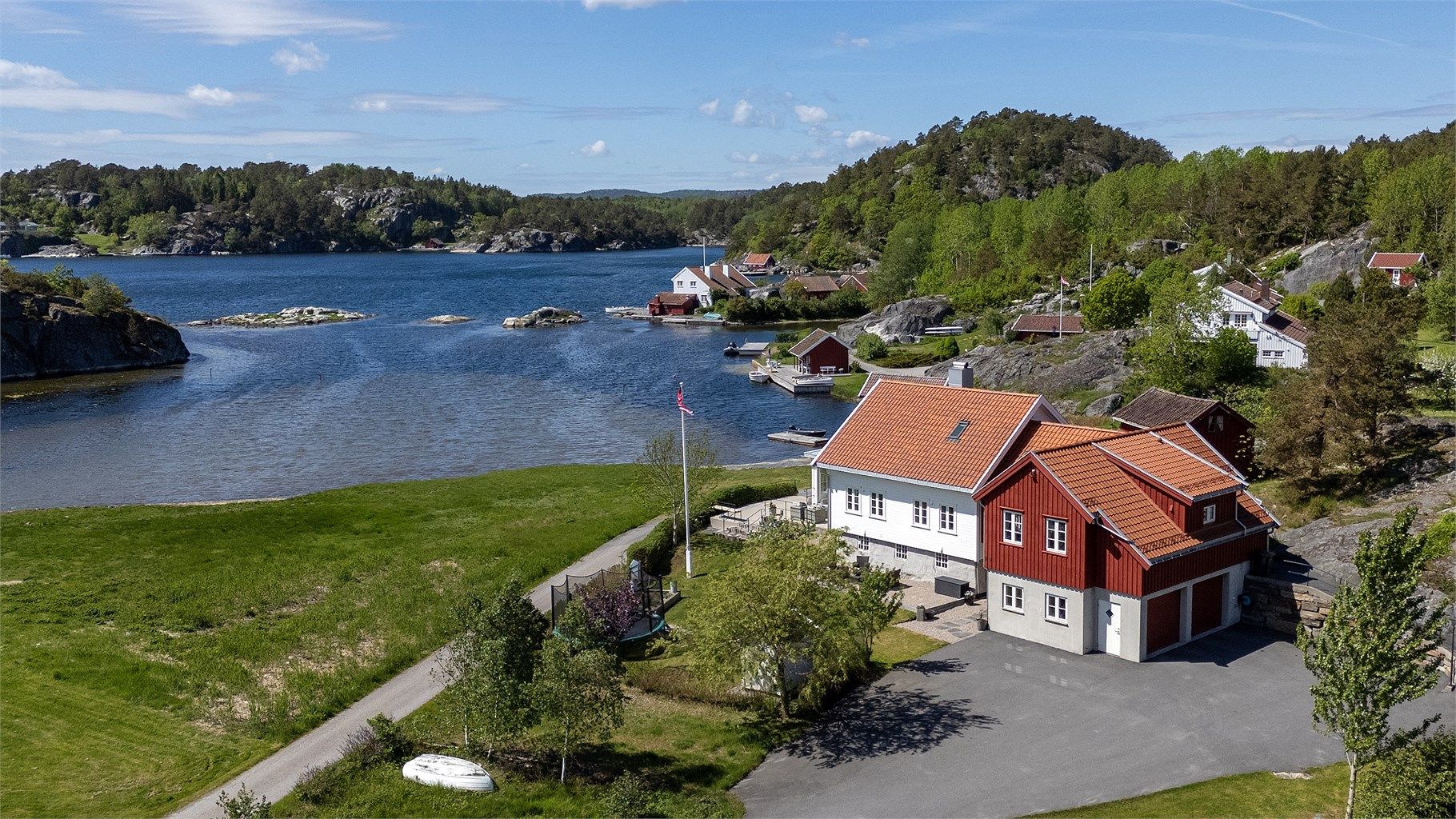 Velkommen til Stuttiveien 80