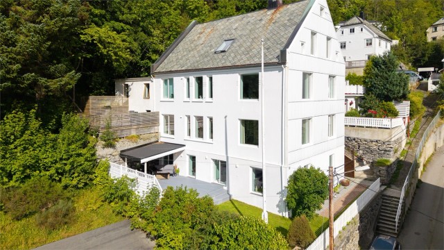 Velkommen til Grensegata 16 presentert av Eiendomsmegler/Daglig leder Preben Willmann