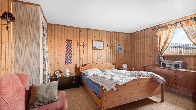 Soverom i underetasje - ikke søkt om godkjent for varig opphold.