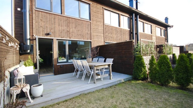 Velkommen til Marikloppa 74D! Lekkert rekkehus fra 2023 - 3 soverom - Flott markterrasse