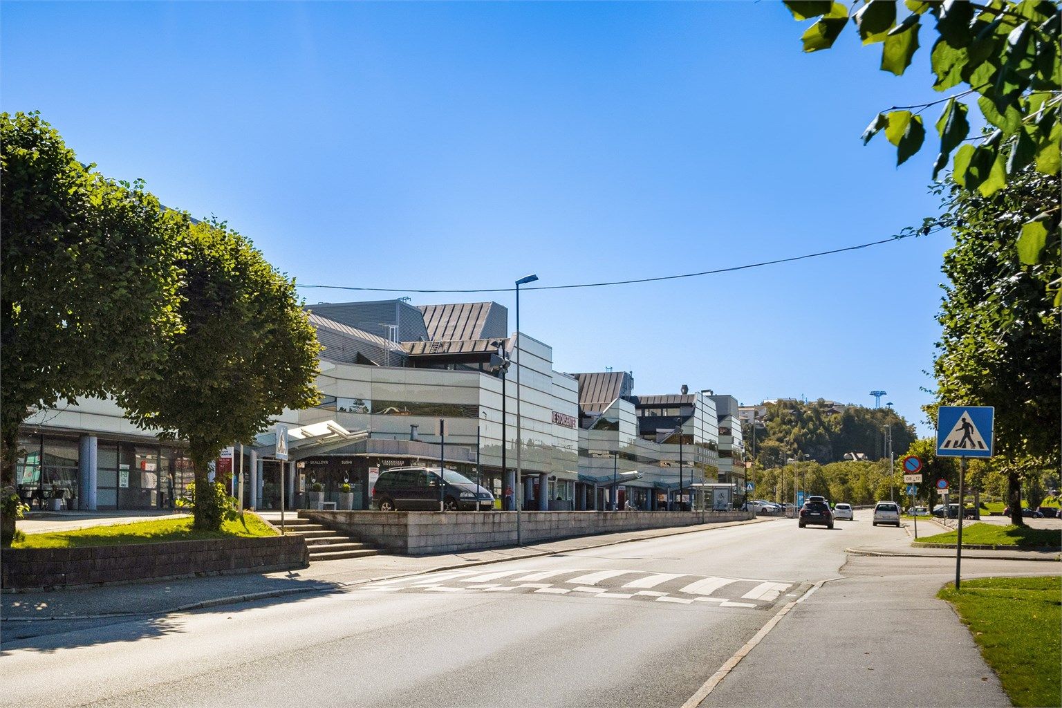 Arken og Åsane Storsenter.