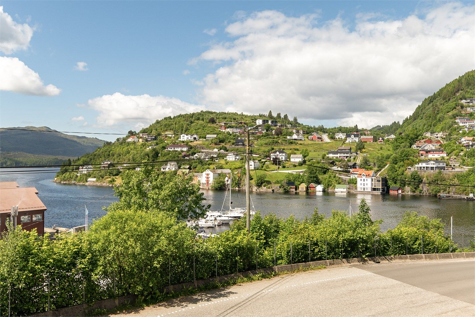 Perfekt for deg som ønsker å bo i rolige og landlige omgivelser hvor man kan nyte avslappende dager. 