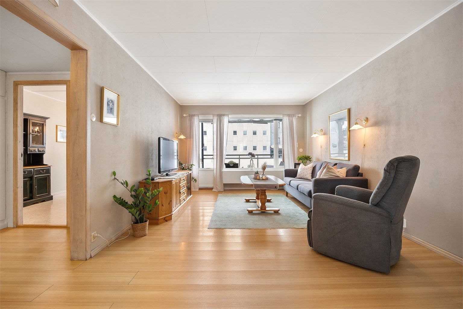 Eiendomsmegler Krogsveen v/ Silje Frankplads ønsker velkommen til Åsenhagen 7A!