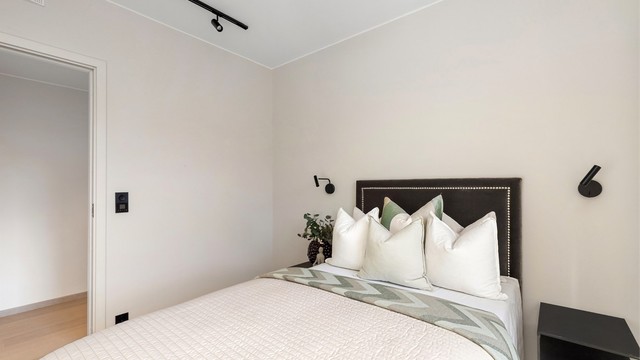 Boligen ventileres hovedsakelig gjennom mekanisk balansert ventilasjonssystem som bidrar til en ren og god luftkvalitet