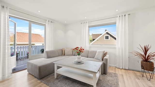 Velkommen til Lerpeveien 397A. Presentert av Eirik Lundbekk ved Eiendomsmegler Krogsveen.