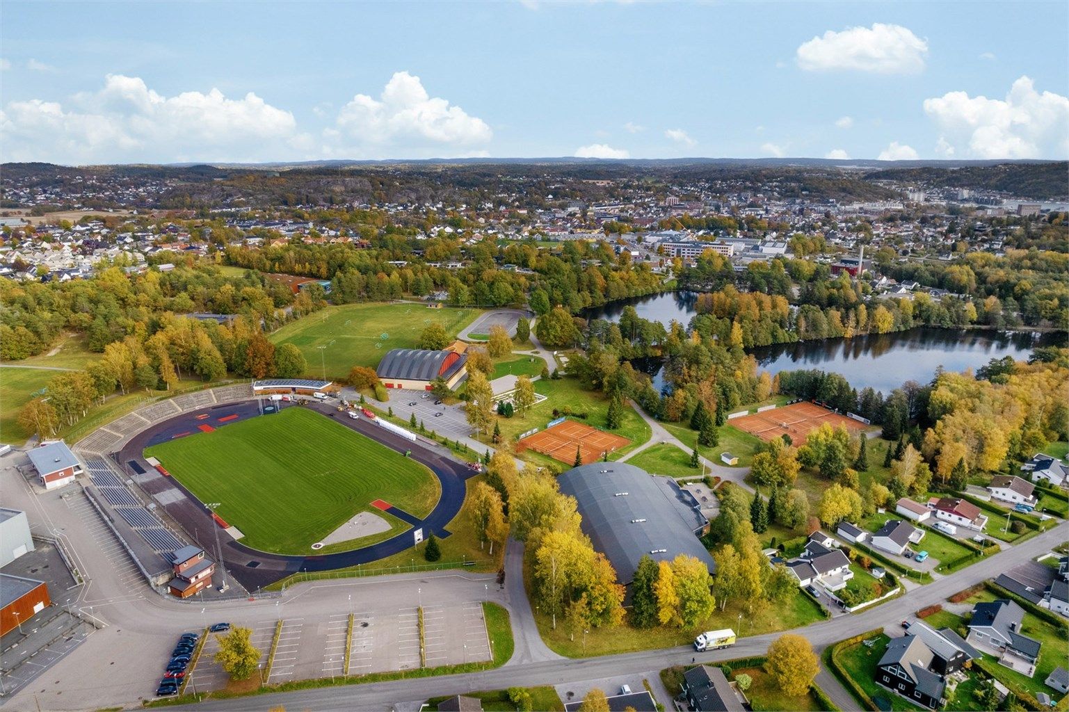 Bugårdsparken ligger 2,7km unna