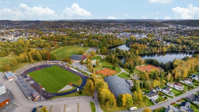 Bugårdsparken ligger 2,7km unna