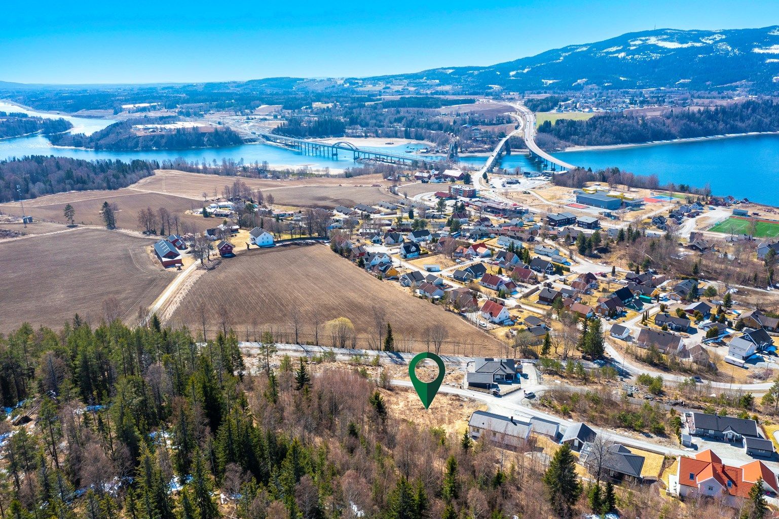 Velkommen til Leirhusvegen 11