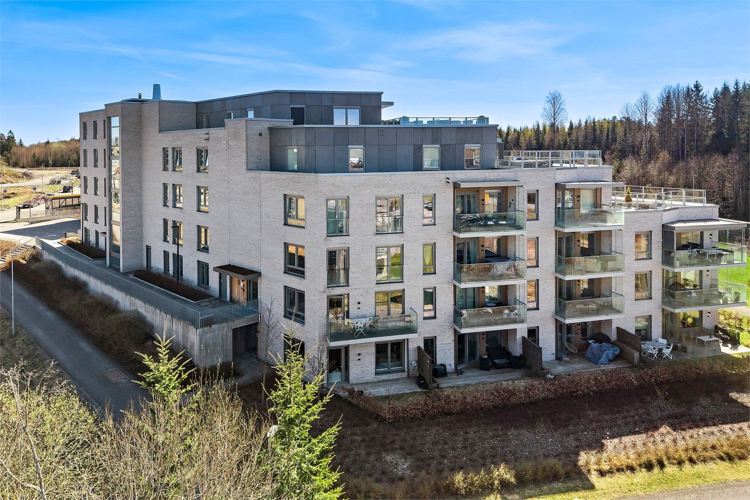 Velkommen til Skifabrikksvingen 11! 
