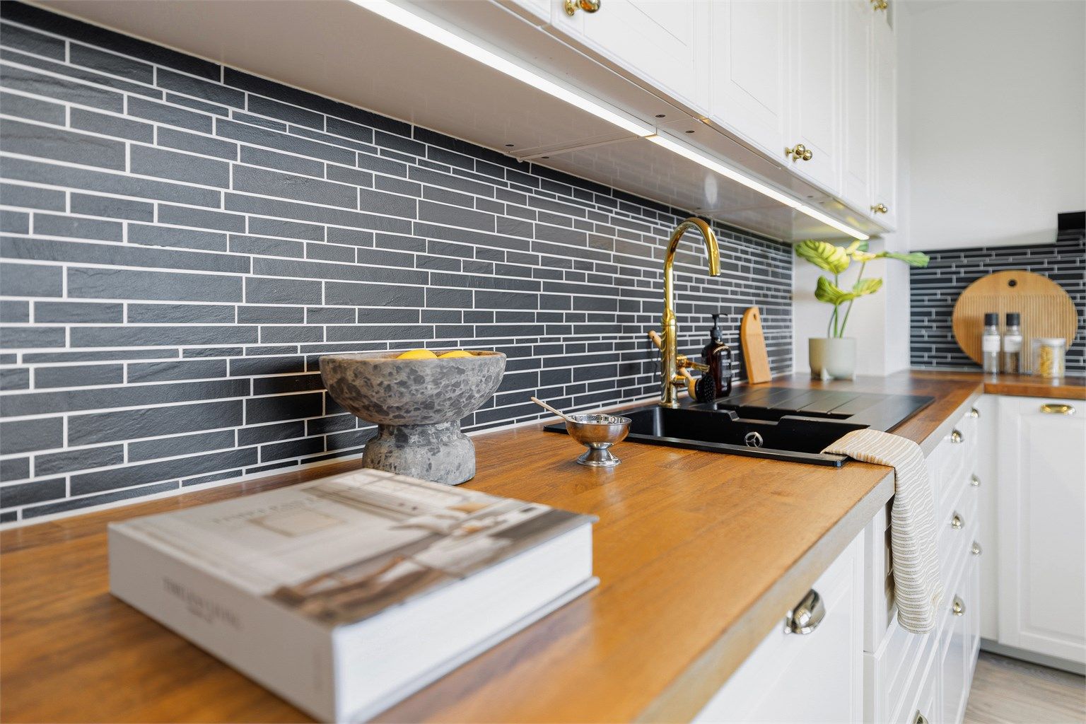 Benkeplate av laminat.