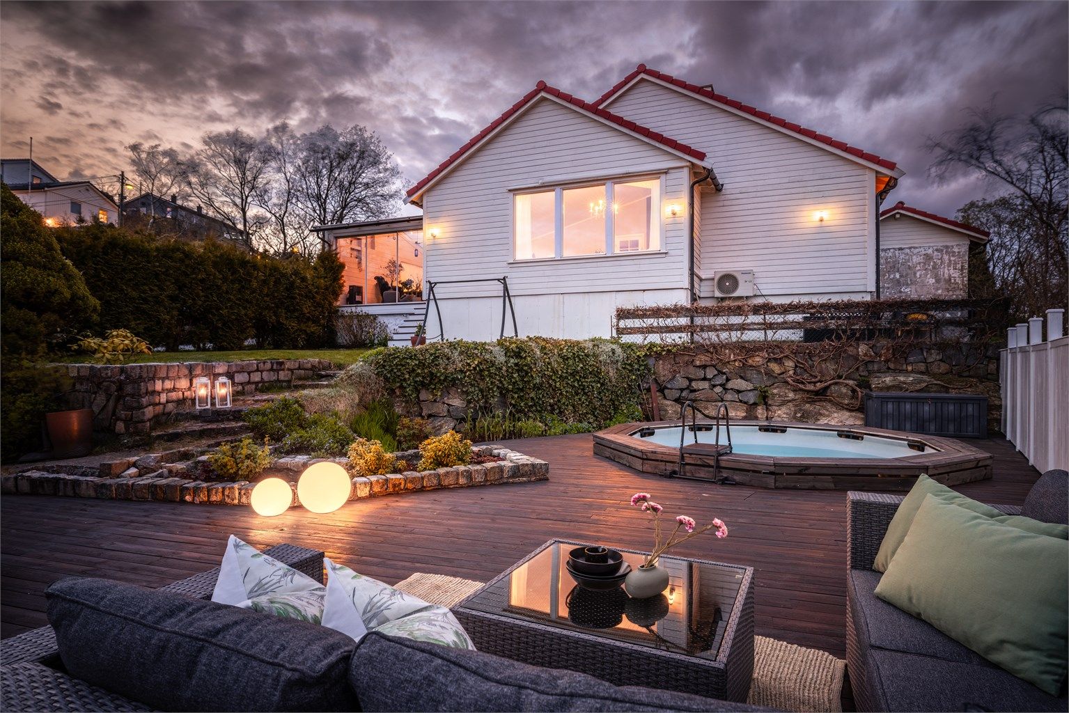 Velkommen til Sæls vei 41 A. En herlig enebolig i enden av etablert nabolag.