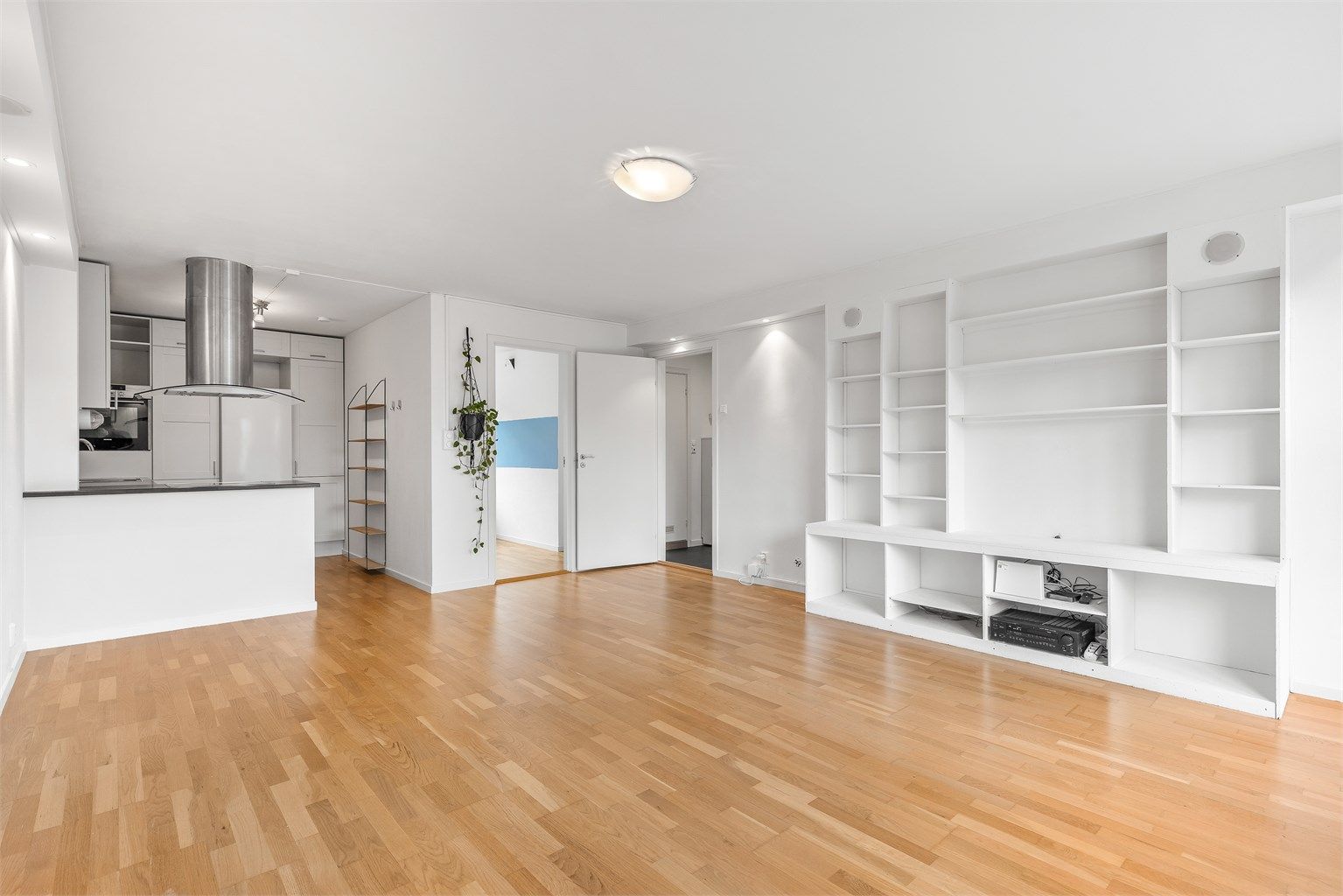 Åpen stue/kjøkken løsning.