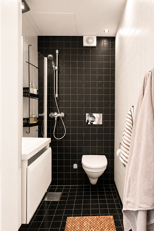 Badet er fra 2012 og har varmekabler i gulvet.