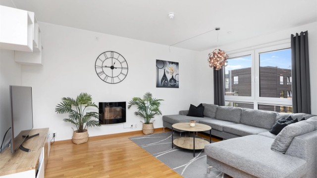 Velkommen til Vestvang 8 - presentert av Emir Mekic ved Krogsveen!