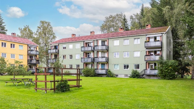 Velkommen til Nils Bays vei 76! Presentert av Sara Marie Zachariassen v/ Krogsveen Eiendomsmegling.