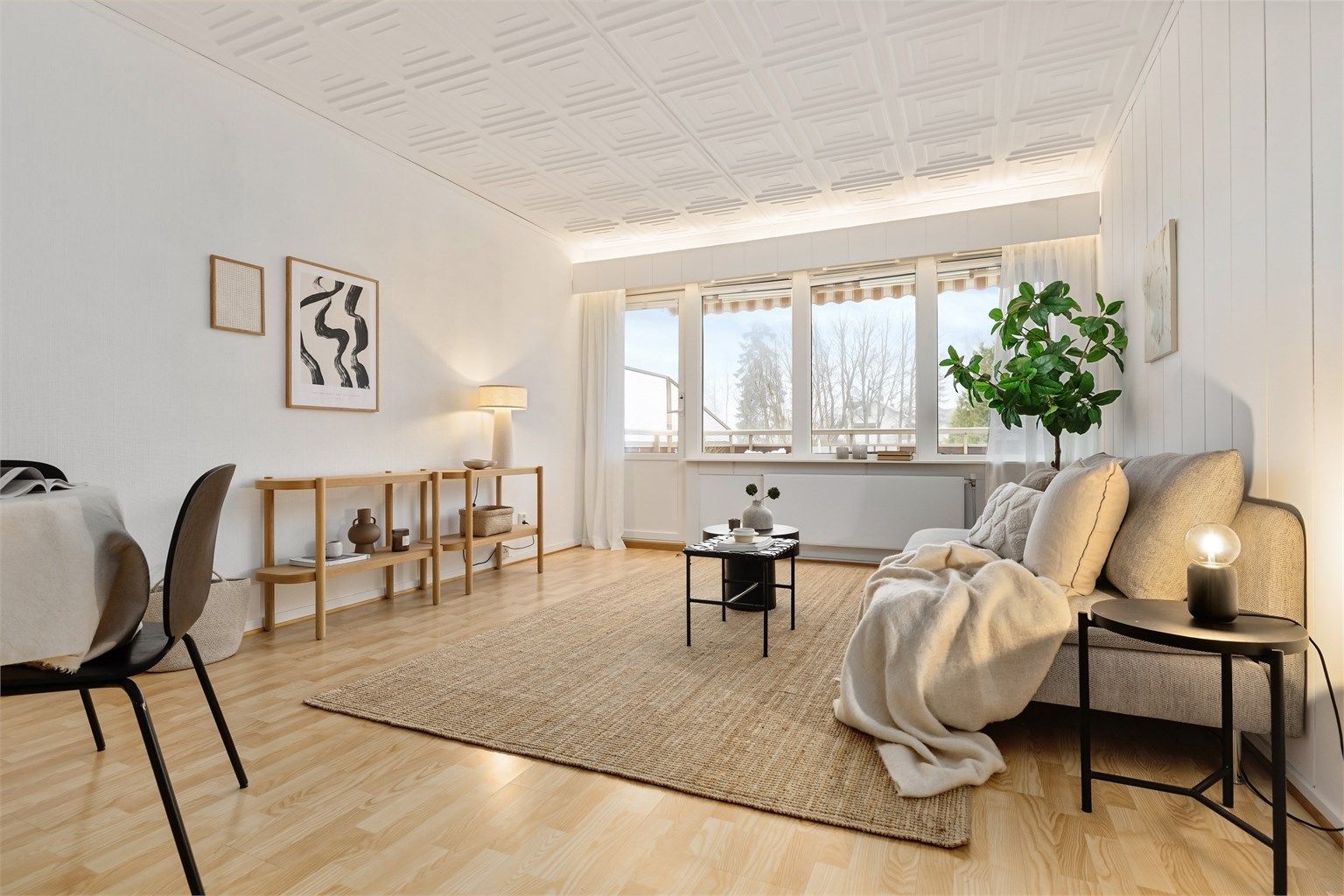 Leiligheten har en attraktiv og sentral beliggenhet i et rolig og barnevennlig område på Kalbakken