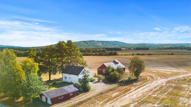 Eiendomsmegler Krogsveen v. Marcus Grundy har gleden av å ønske velkommen til Togstadvegen 208!