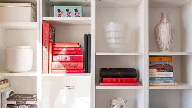 Plassbygde løsninger gir smarte og effektive oppbevaringsmuligheter.