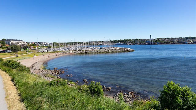 På Jeløy finnes et rikt antall badestrender, noen av de fineste ligger like ved Framnes.