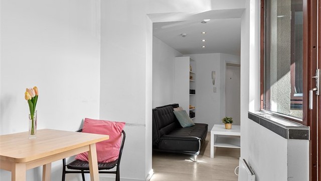 Downlights i tak i alle rom.