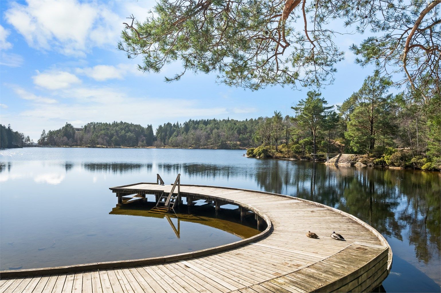 Krohnegården er en ideell badeplass i Fyllingsdalen.