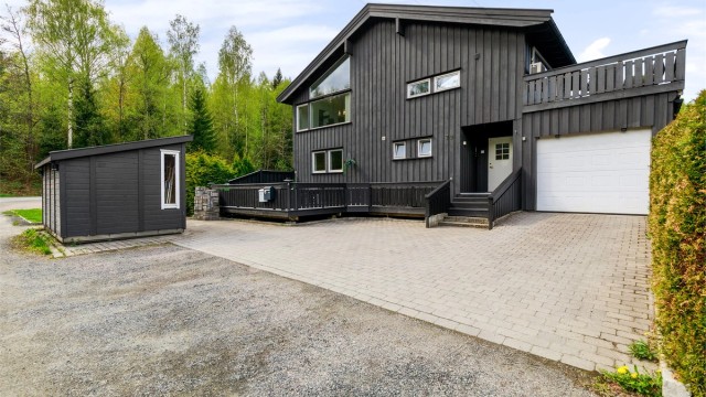 Velkommen til Plassen 79