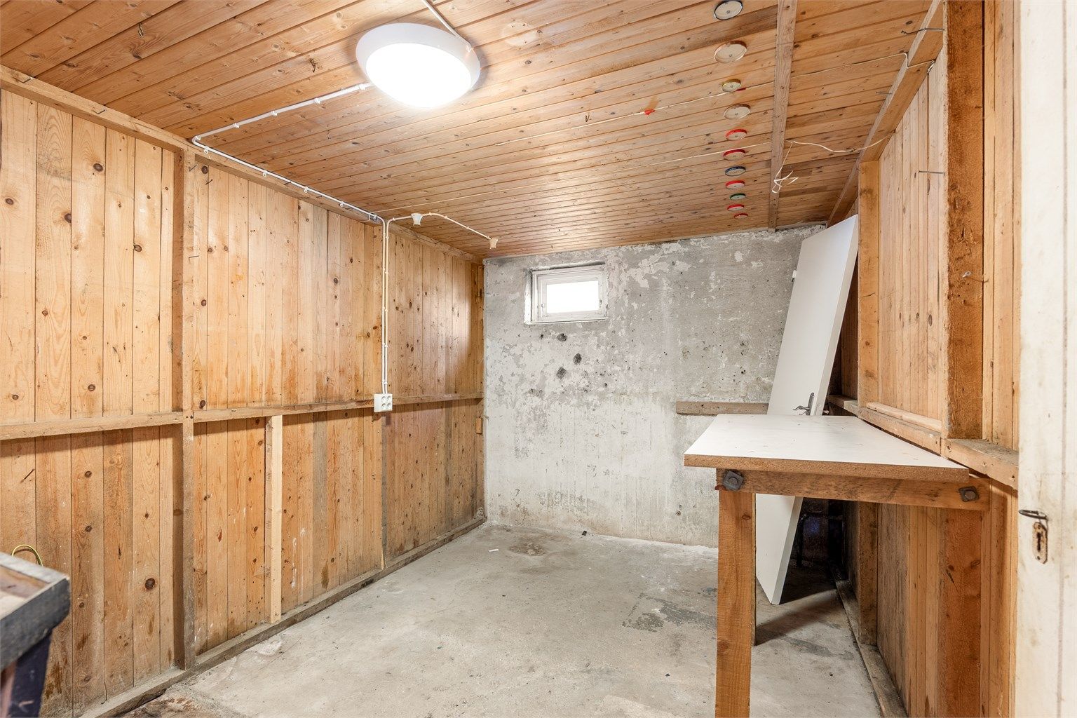 Bodrom i kjeller.
