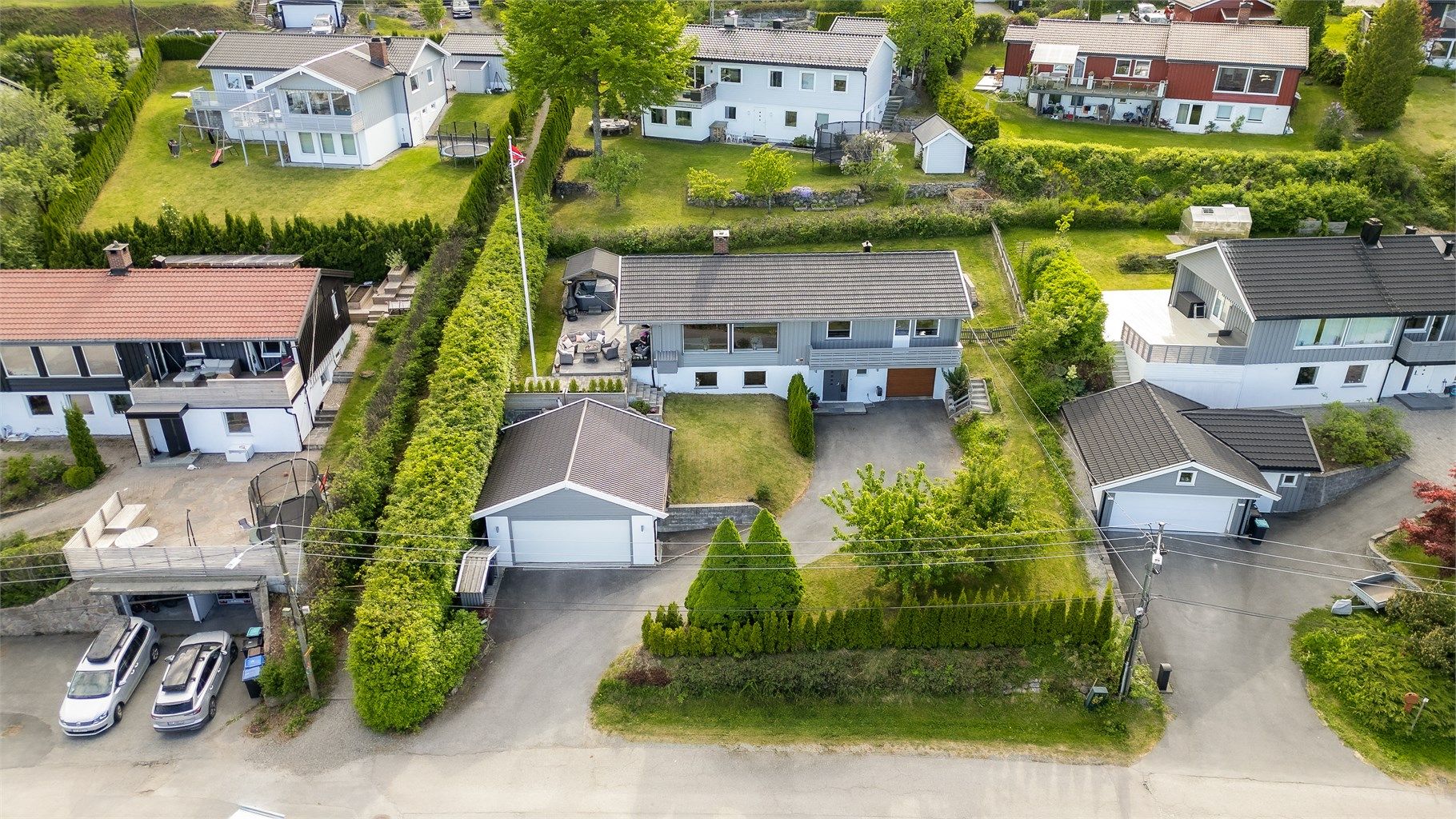 Velkommen til Tyrihansveien 21, presentert av Pojan Eskandari i Krogsveen!