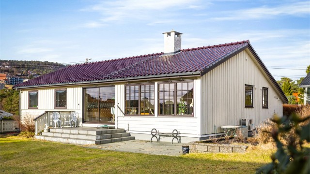 Sørvestvendt uteområde med meget gode solforhold. Foto: Stian Inderhaug