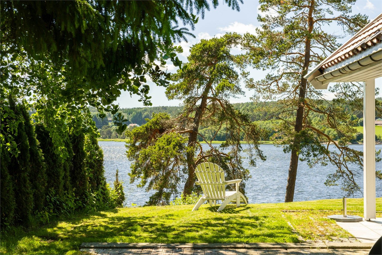 I disse omgivelsene er det lett å finne både roen og feriefølelsen.