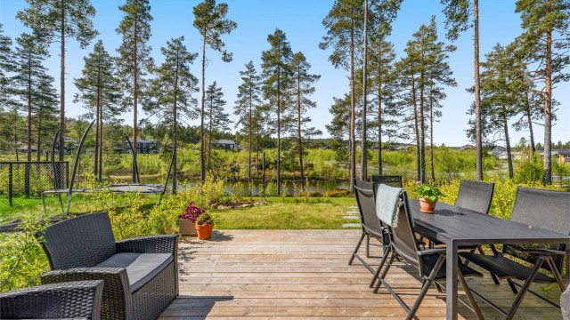 Krogsveen v/ Emilio de Paoli Dunne | Ramstaddammen 8B. Foto: Flytende Film AS (Thor Øyvind Borgersen).