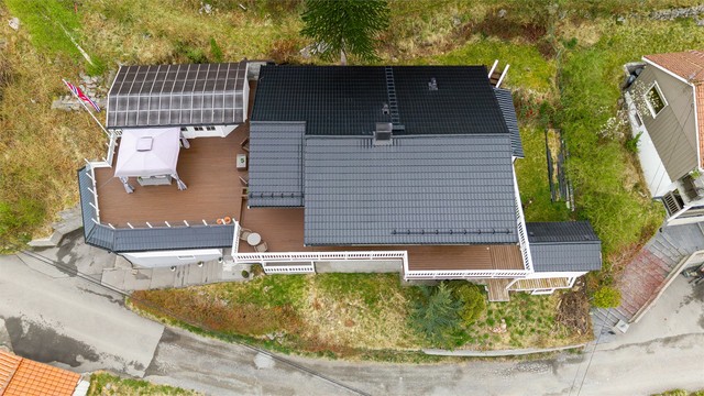 Det finnes mange fine turområder i nærheten. Du kan for eksempel besøke Mausavannet, som har flotte turstier og gode muligheter for bading.