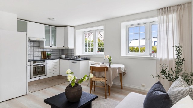 Leiligheten har en arealeffektiv planløsning med åpen stue- og kjøkkenløsning.
Foto: Marianne Lyse