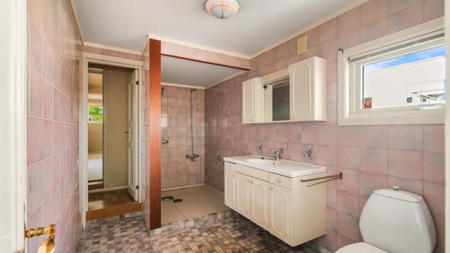 Badet i hovedetasjen