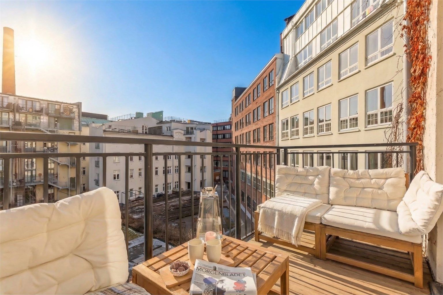 Nora Larsen Rørvik v/ Eiendomsmegler Krogsveen har gleden av å presentere Gøteborggata 8A! Foto: Alejandro Villanueva