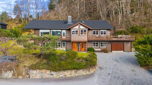 Velkommen til Skåtadalen 10 presentert av Krogsveen v/Eiendomsmegler/Partner Marit Stuen Aursnes