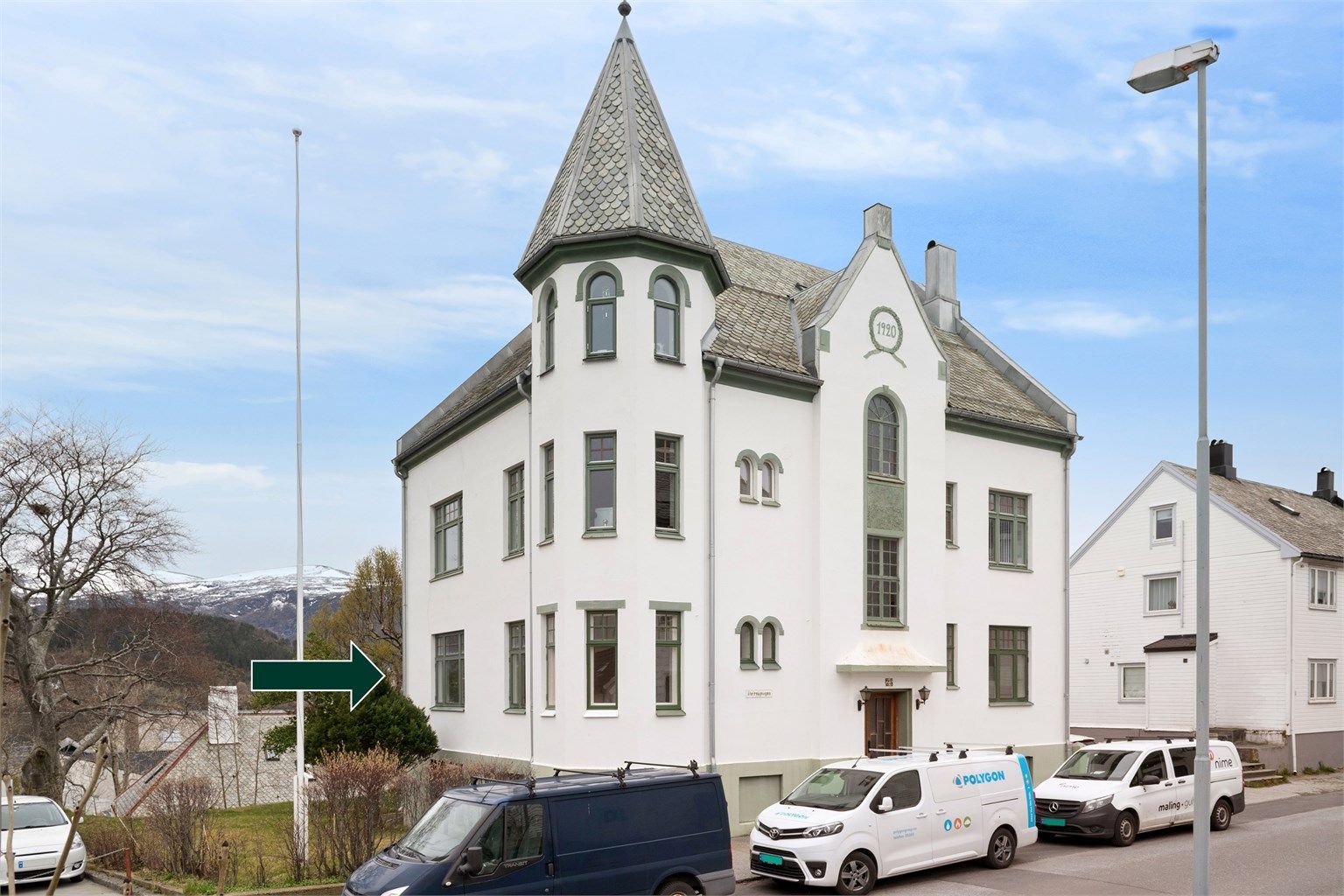 Flott bygår med særpreg beliggende på Aspøya - leiligheten er beliggende i 1. etasje