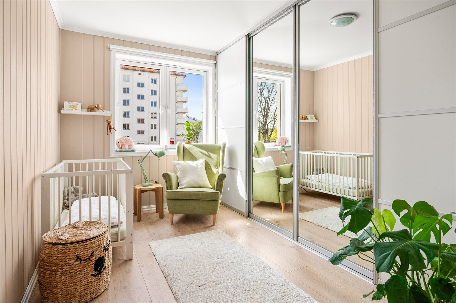 Hyggelig soverom nr 2 med fint lysinnslipp