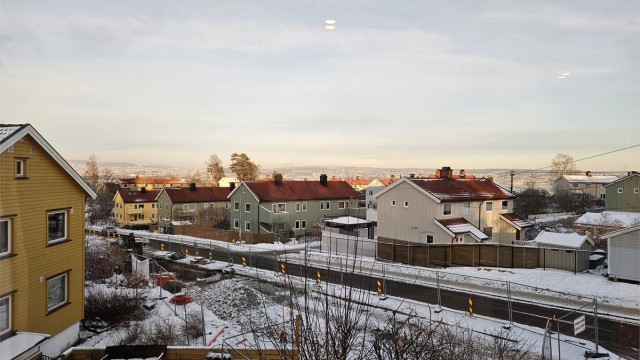 Utsikt fra kjøkkenet. (Selgers bilde)