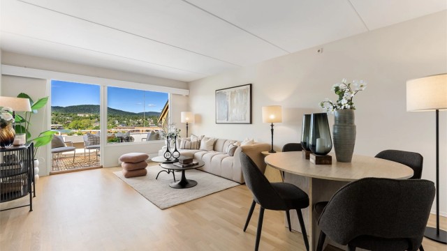 Velkommen til Bærumsveien 215 v/Ola Wee Ahlstrand hos Krogsveen Bærum
Foto: Zovenfra