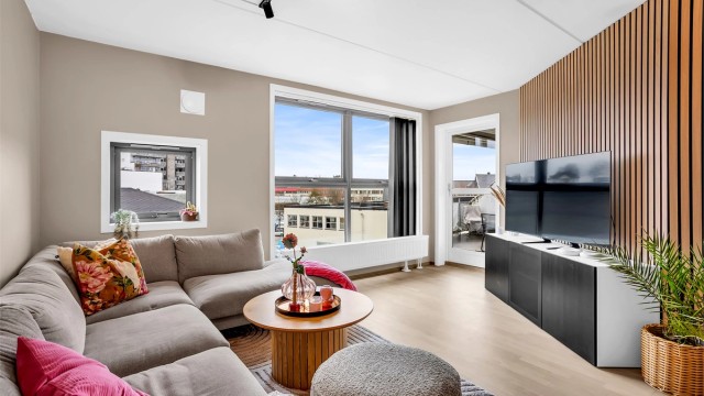 Eiendomsmegler Krogsveen v/ Frida Tørrishaug har gleden av å presentere Høvlerigata 8!