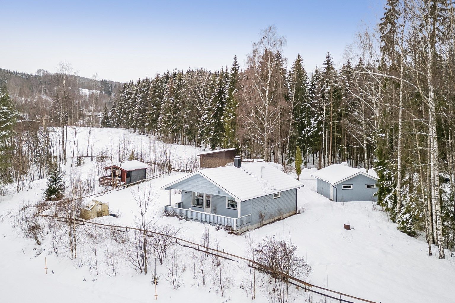 Velkommen til Bysætervika 92! Enebolig med alt på ett plan, samt dobbelgarasje.