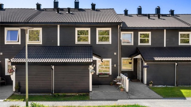 Svært barnevennlig rekkehus i idyllisk boligområde på Bærums Verk