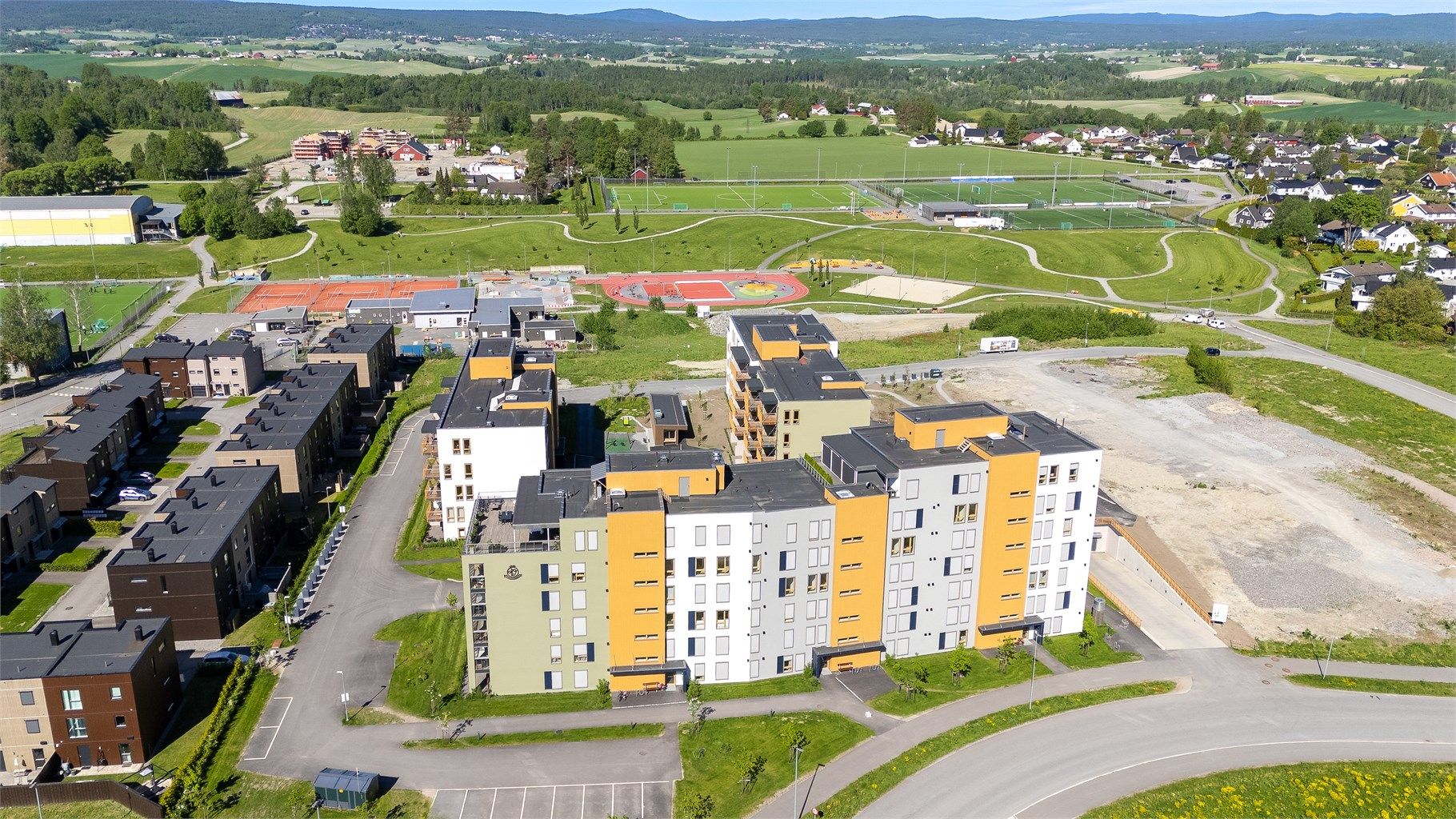 Eiendommen ligger sentralt i Kløfta sentrum.