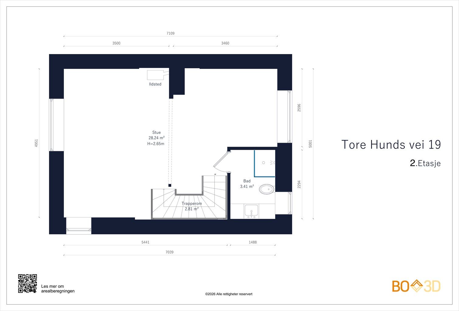 Andre etasje er åpen og romslig og benyttes i dag som stue.