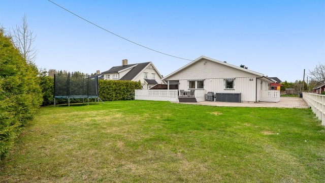 Gardermovegen 83 - En enebolig med utleiedel i et populært boområde.