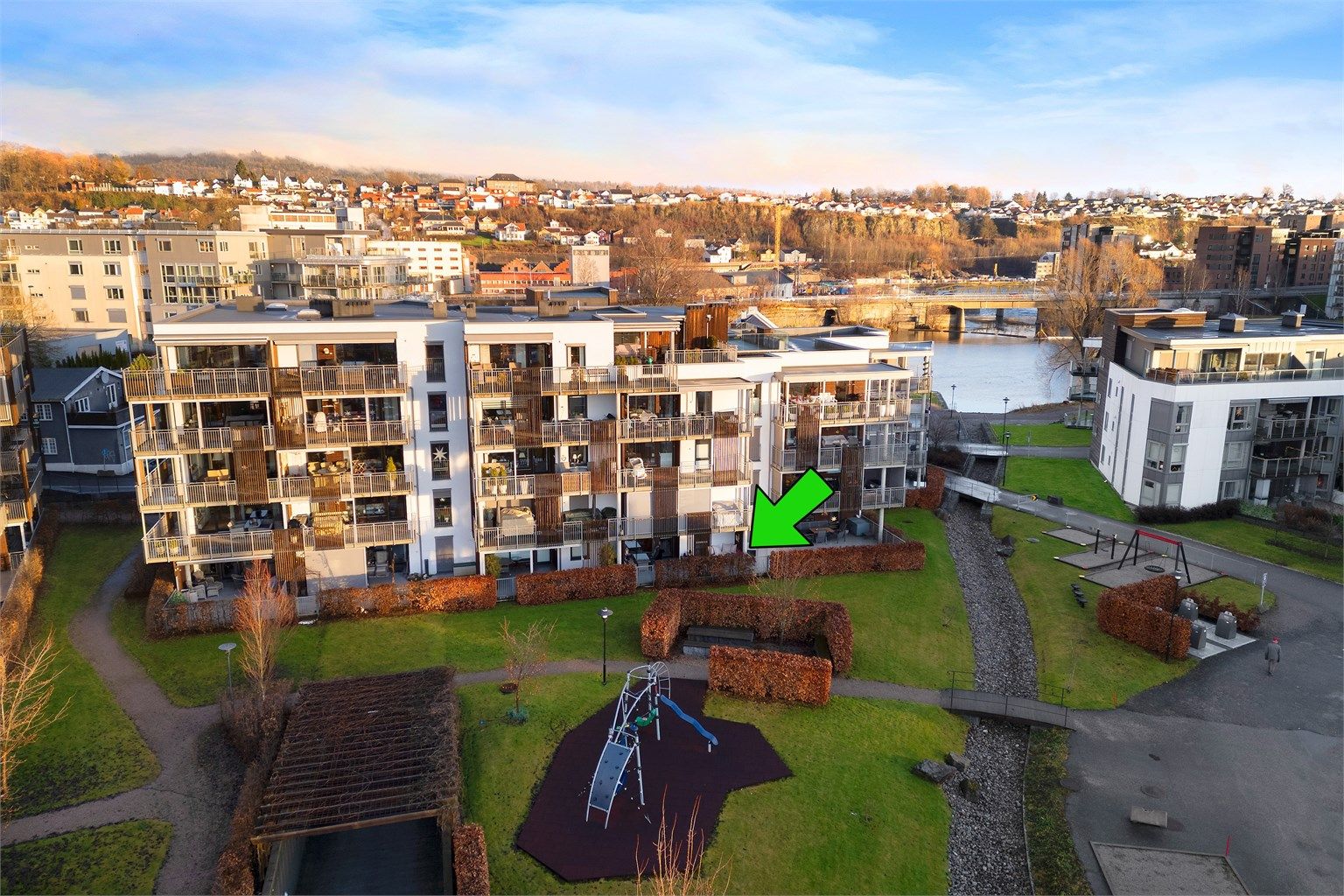 Krogsveen v/Marianne Høimyhr presenterer Fløtninga 7C! Foto: Christian Thorsbye - Diakrit